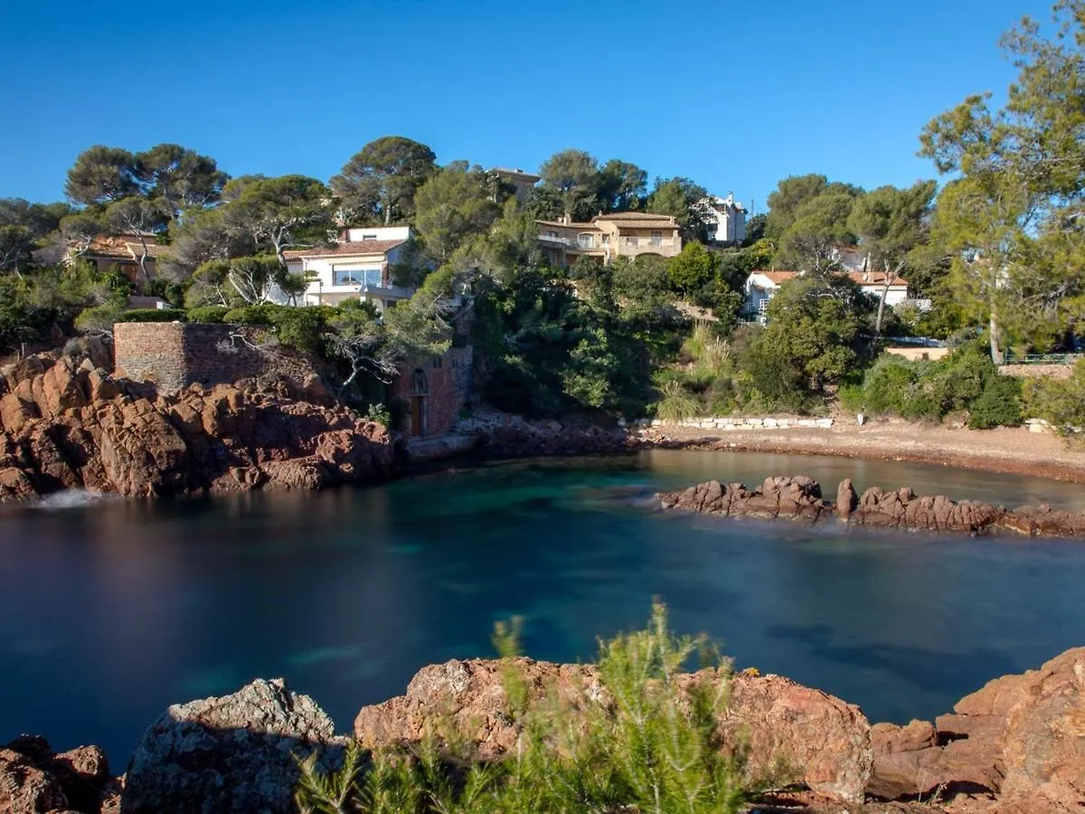Apartment Studio Proche Plage Et Commerces - Climatise, Parking, Wi-Fi - Fr-1-466A-12 Saint-Raphael  France